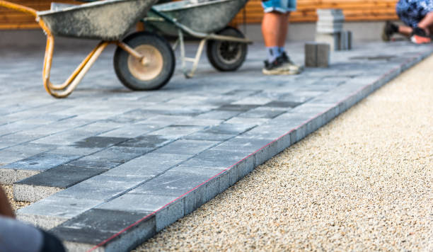 Best Driveway Paving Contractor  in Farmington, IL
